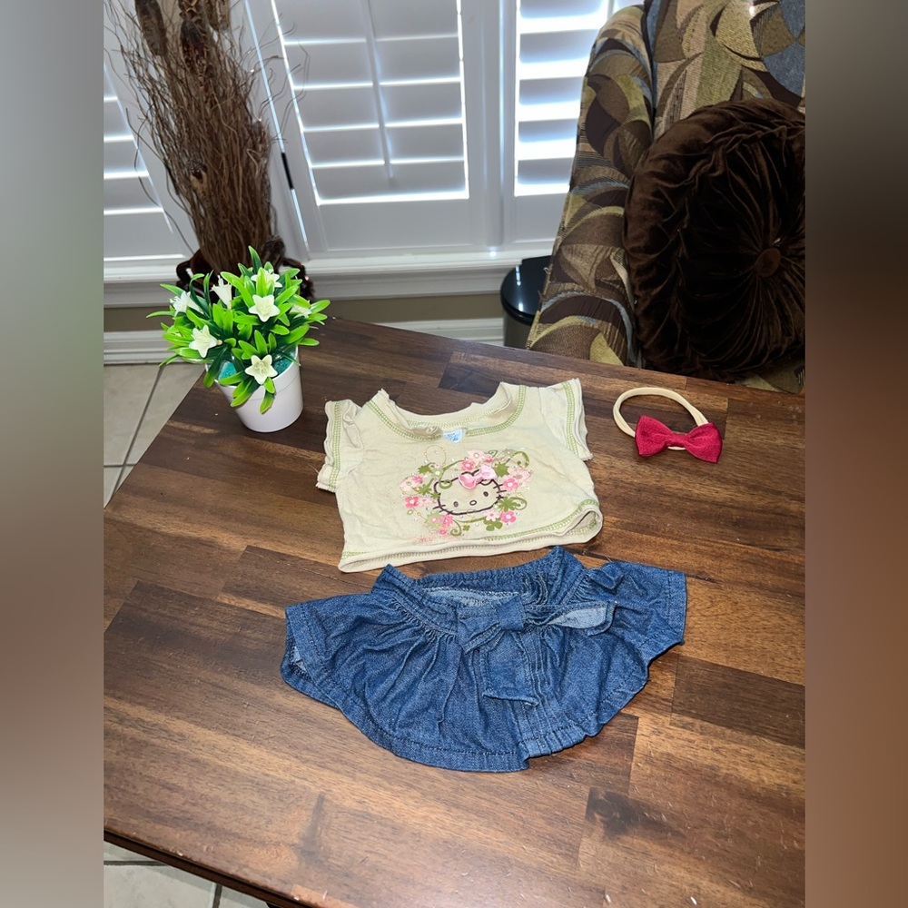 Hello‎ Kitty Build a Bear Camo Top and Skirt Set